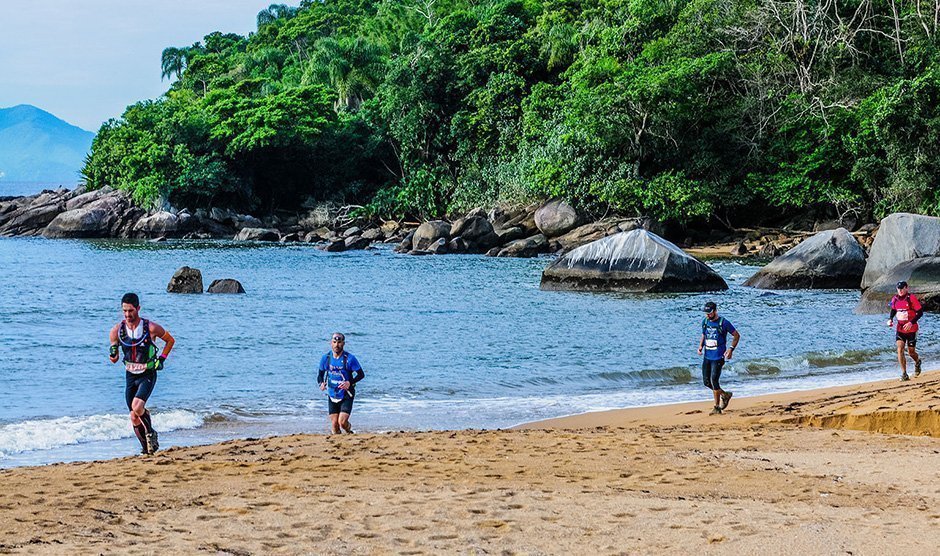 TMX presentó INDOMIT Ultra Trail Brasil 2015 junto a Bombinhas Runners